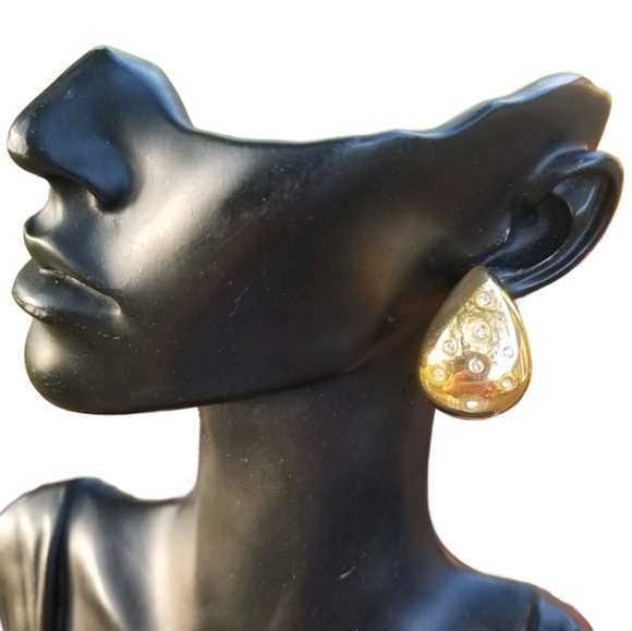 VINTAGE GOLDTONE & CRYSTAL PUFFED TEARDROP MODERNIST STYLE STATEMENT EARRINGS - Picture 2 of 7